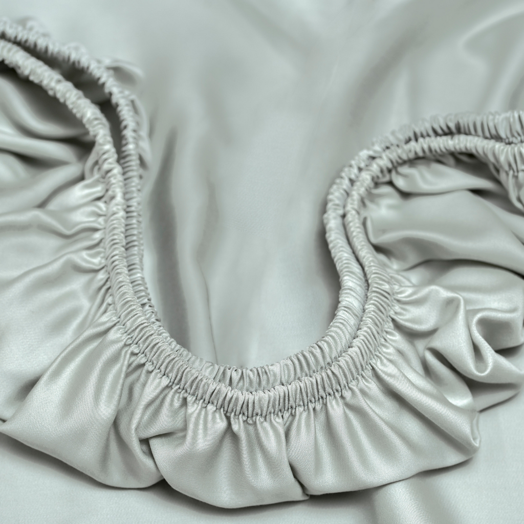 TENCEL™ – Satin-Spannbettlaken Graugrün