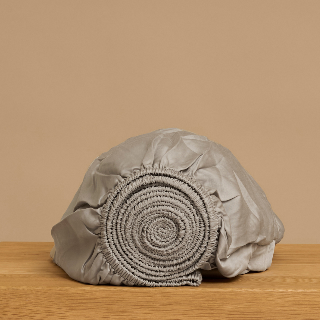 TENCEL™ – Satin-Spannbetttuch Taupe