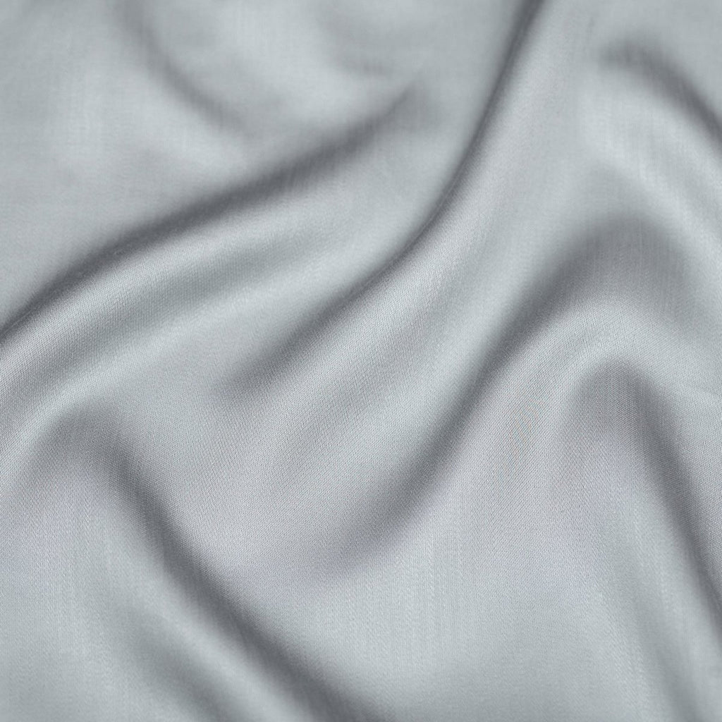 TENCEL™ – Satin-Spannbettlaken Graublau